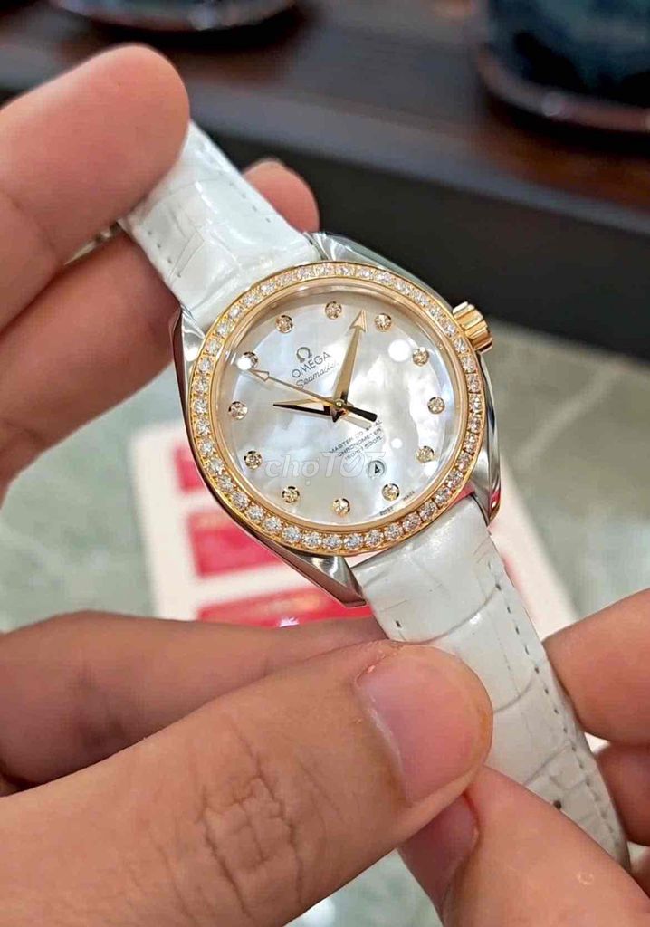 Đồng hồ Omega Lady MOP Dial Niềng Vàng Đính Kim. Mua bán Đồng hồ tại Quận Hoàng Mai Hà Nội được đăng bởi Anh Tuấn hình 1