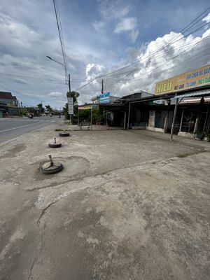 Cho Thuê Mặt Bằng QL50, Đối Diện Trường THCS Thuận Thành, DT 30m2. Cho thuê văn phòng, mặt bằng kinh doanh tại Huyện Cần Giuộc Long An được đăng bởi trần hoài đức