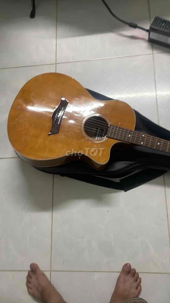 Đàn guitar màu Nâu Mới chưa sử dụng. Mua bán Nhạc cụ tại Huyện Hóc Môn Tp Hồ Chí Minh được đăng bởi Văn Thanh hình 1