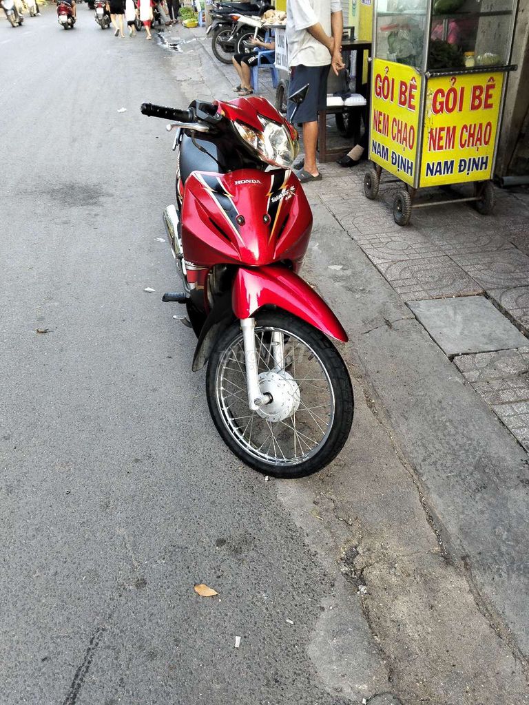 Wave S 110 bstp chính chủ xe đẹp máy móc êm zin. Mua bán Xe máy tại Quận 12 Tp Hồ Chí Minh được đăng bởi Tien Dinh hình 6