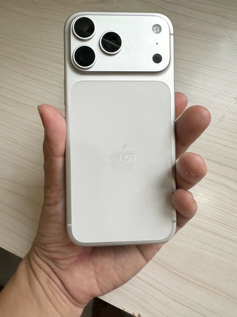 iPhone 17 Pro Max 512GB Bạc. Mua bán Điện thoại tại Thành phố Thuận An Bình Dương được đăng bởi Nguyễn Trung Hiếu hình 1
