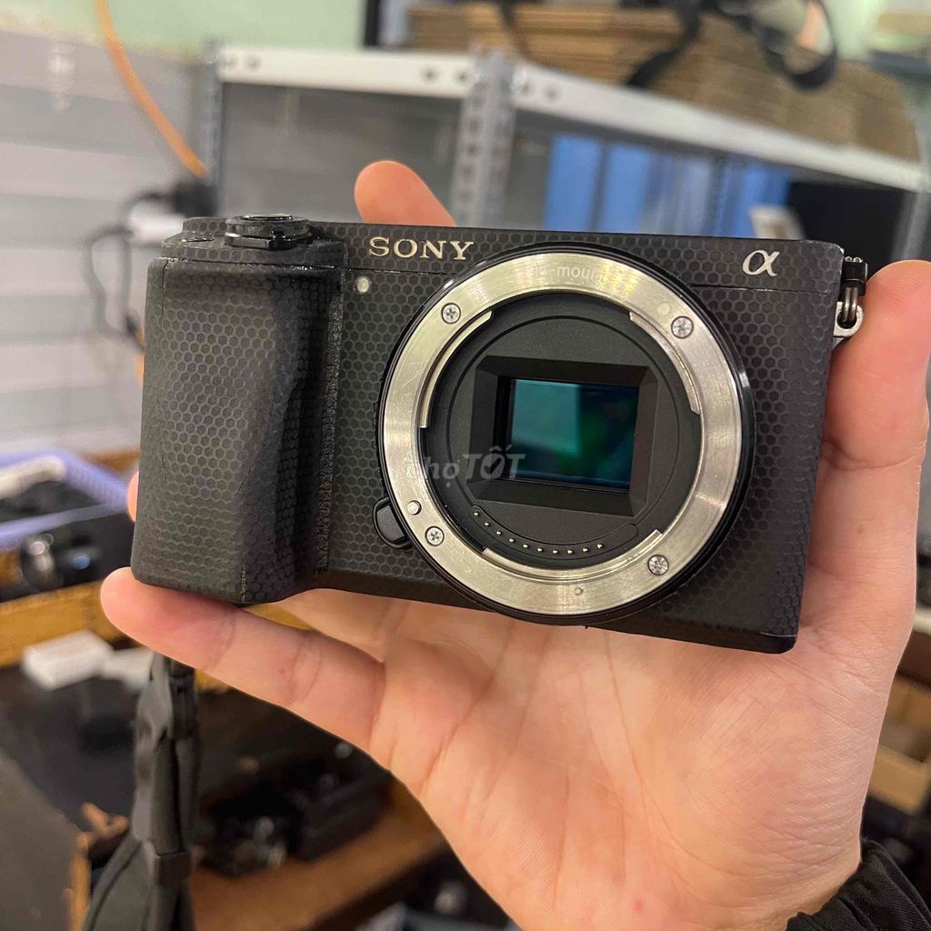 Sony A6300 kèm lens tuỳ chọn