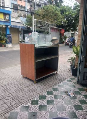 Thanh Lý xe bánh mì tặng tủ kính. Mua bán Đồ chuyên dụng, Giống nuôi trồng tại Quận Bình Tân Tp Hồ Chí Minh được đăng bởi Cao Tuyên