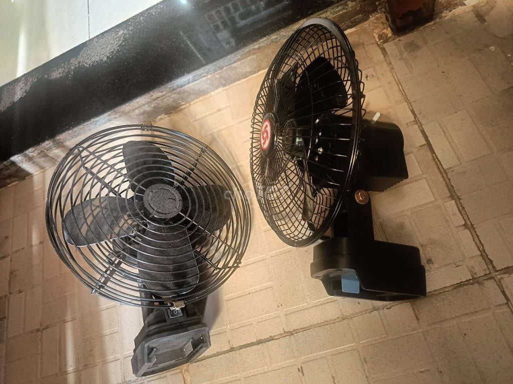 Quạt điện Đen Pin Đảo chiều. Mua bán Quạt tại Thành phố Biên Hòa Đồng Nai được đăng bởi hung hình 1