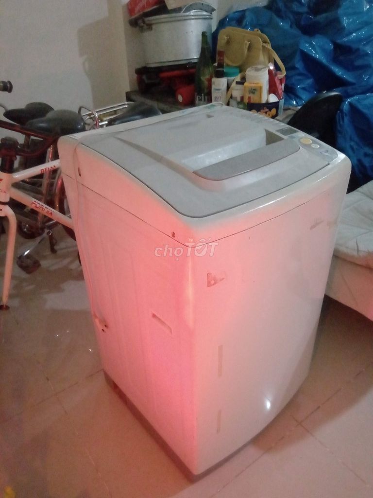 0393205708 - Dư dùng cần bán máy giặt Aqua máy còn mới 80%