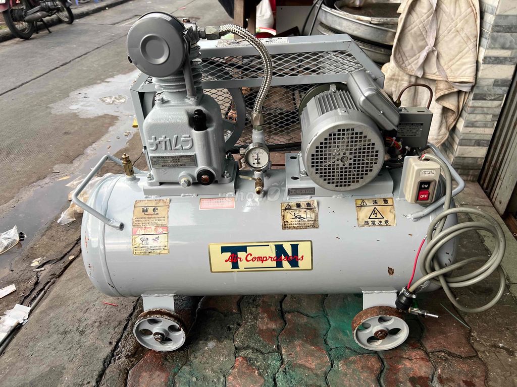Máy nén khí Nakamura 60 lít 1hp. Mua bán Đồ chuyên dụng, Giống nuôi trồng tại Quận 8 Tp Hồ Chí Minh được đăng bởi Trần Hoàng Vũ hình 1