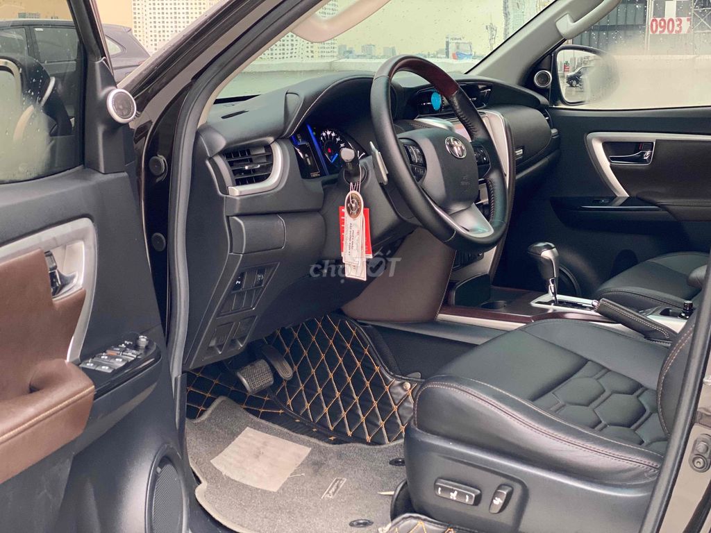 Toyota Fortuner 2017 2.7AT 116.000km. Mua bán Ô tô tại Quận Bình Thạnh Tp Hồ Chí Minh được đăng bởi Toyota Sure hình 8