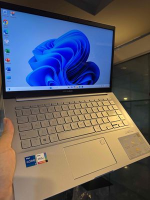 Thanh lý laptop asus văn phòng zin tem hãng đẹp. Mua bán Laptop tại Quận Gò Vấp Tp Hồ Chí Minh được đăng bởi Thanh lí cầm đồ