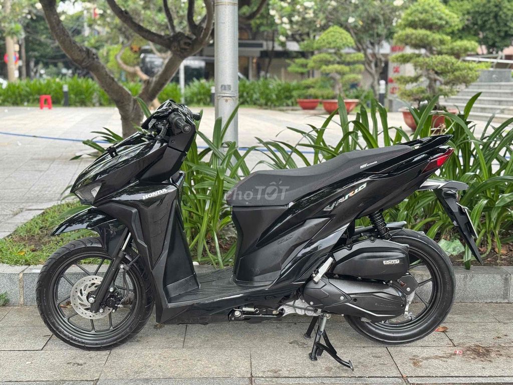 Honda Vario 125 2022 Черный спортивный 19 000 км Индонезия