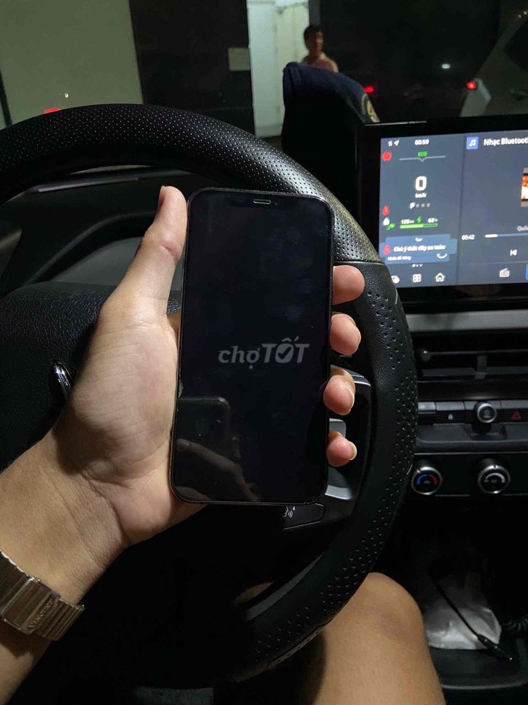 Apple iPhone 12 Pro 256GB. Mua bán Điện thoại tại Huyện Thanh Trì Hà Nội được đăng bởi hoàng nam hình 1