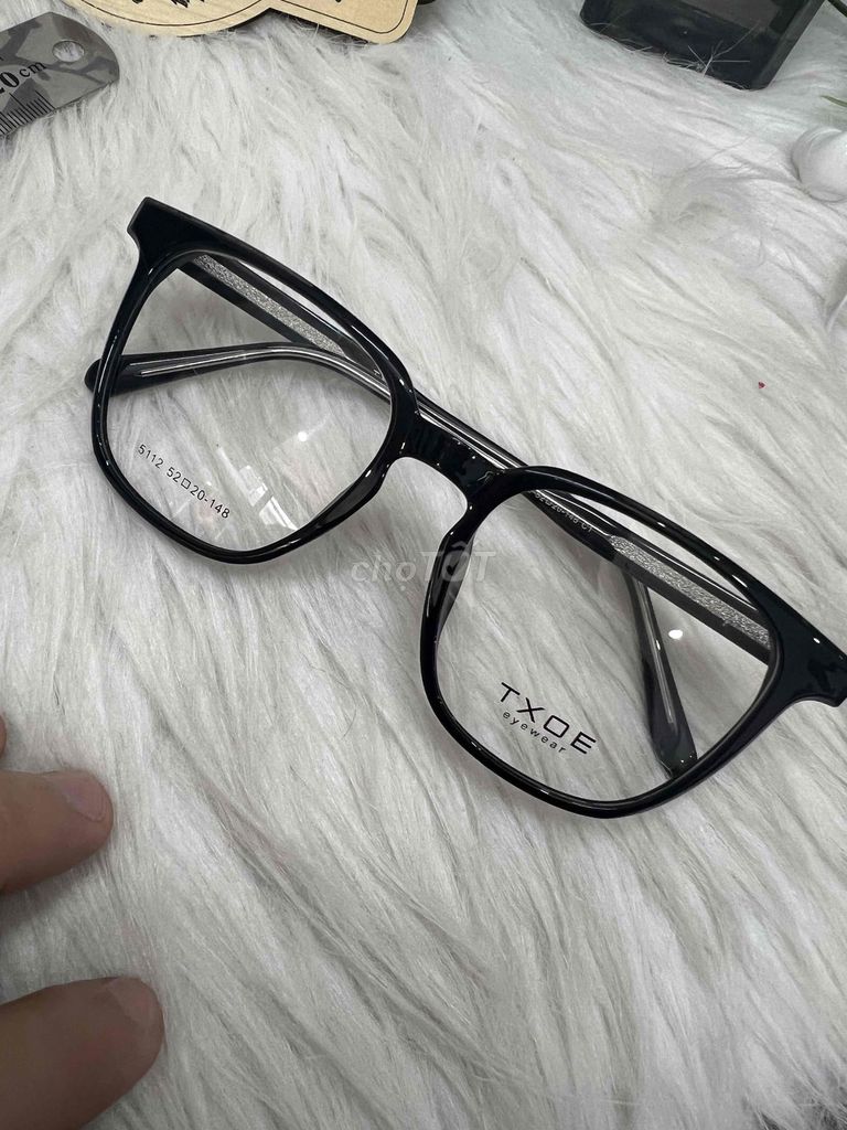 Gọng kính TXOE Nhựa Đen. Mua bán Phụ kiện thời trang khác tại Huyện Thanh Trì Hà Nội được đăng bởi Shop HaNoiGiaRe Com hình 1