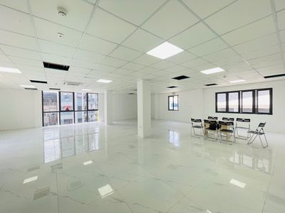 CHO THUÊ VĂN PHÒNG KHUẤT DUY TIẾN – 120M² CHỈ 22TR/THÁNG. Cho thuê văn phòng, mặt bằng kinh doanh tại Quận Thanh Xuân Hà Nội được đăng bởi Hà Khánh Huyền