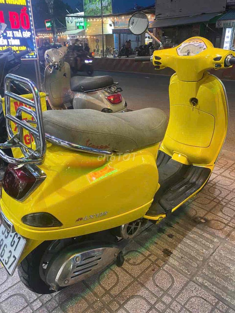👉Vespa 125, Fi 2012, Bs: 59G1-28637. Mua bán Xe máy tại Quận 7 Tp Hồ Chí Minh được đăng bởi Xe Máy Bảo Trường hình 6