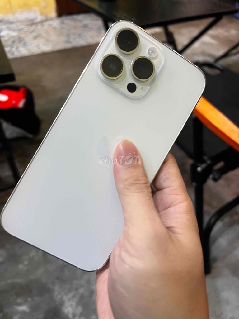 Apple iPhone 14 Pro Max 256GB Trắng 98%. Mua bán Điện thoại tại Huyện Gia Lâm Hà Nội được đăng bởi Phạm Xuân Quý hình 1