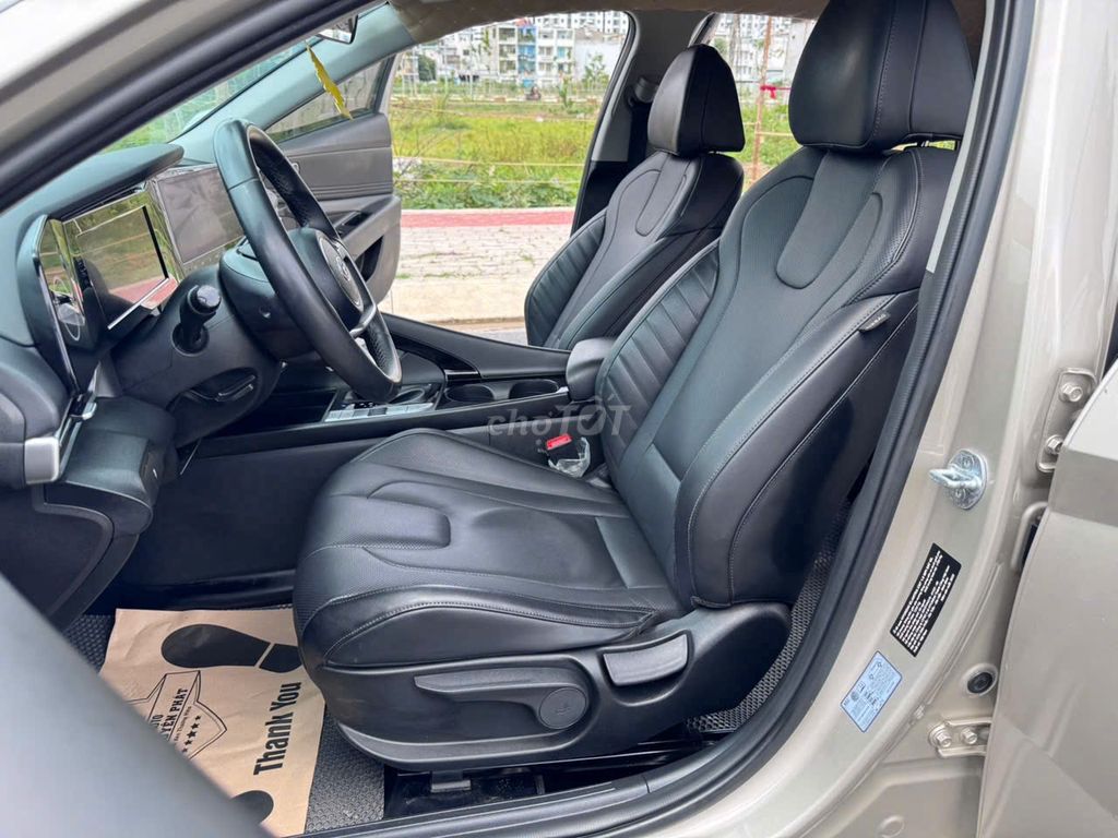 Elantra 2022 số tự động, hỗ trợ bank toàn quốc. Mua bán Ô tô tại Quận 12 Tp Hồ Chí Minh được đăng bởi NHI Ô TÔ AN SƯƠNG hình 11