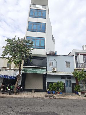 Rent · 5 bd · 70 м² · Quận 6, ул. Đường Phạm Văn Chí