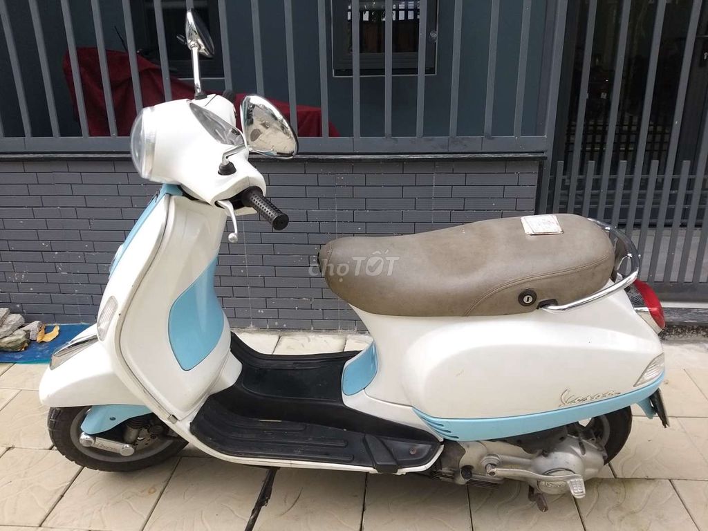 Xe máy Vespa máy êm giấy tờ đầy đủ xem hình. Mua bán Xe máy tại Quận Hải Châu Đà Nẵng được đăng bởi VU THAO hình 3