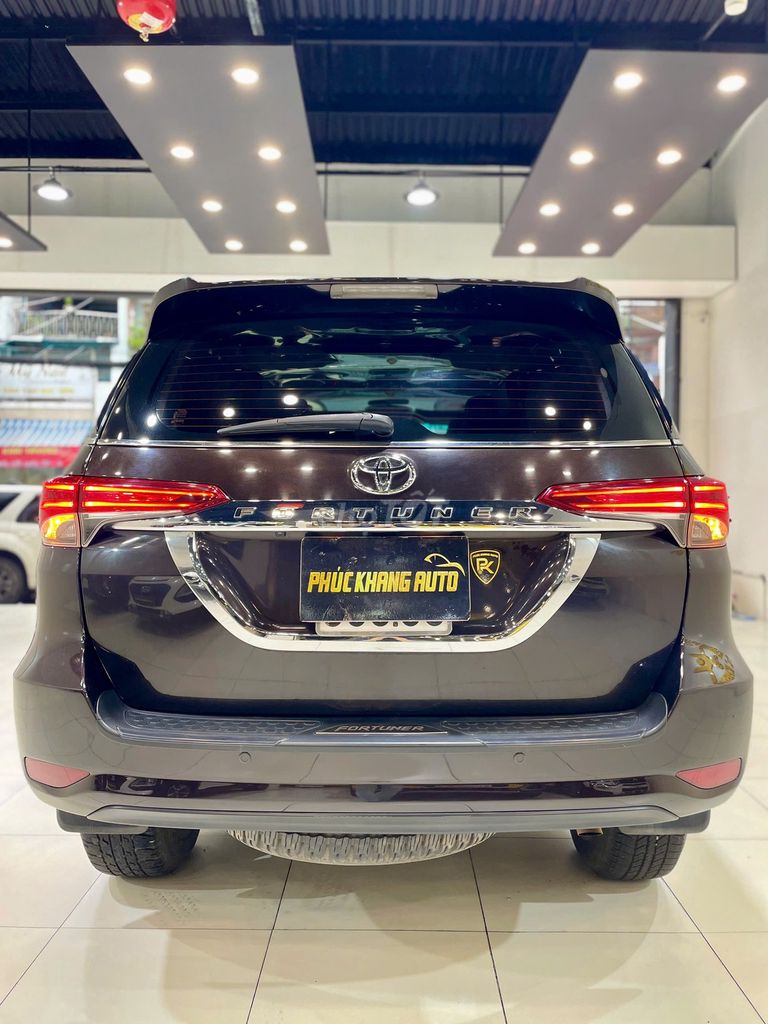 Toyota Fortuner 2018 2.7V 4x2 AT - 104999 km. Mua bán Ô tô tại Quận Tân Phú Tp Hồ Chí Minh được đăng bởi NAT Mẫn  hình 5