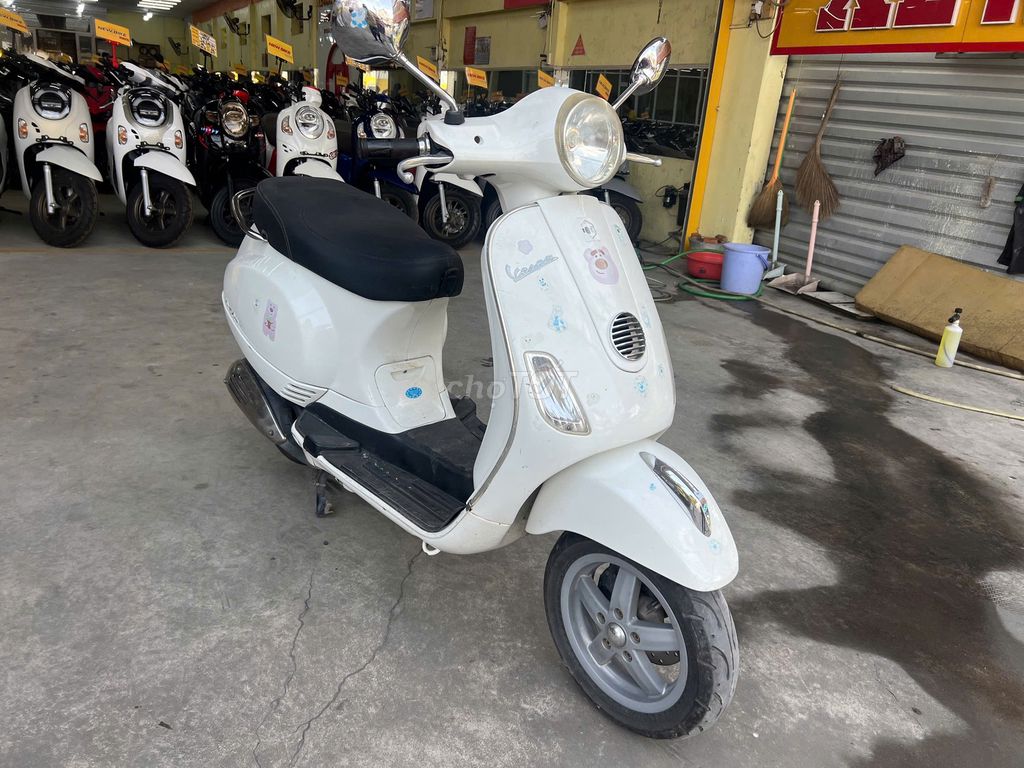 Piaggio Vespa 150 2011 Trắng. Mua bán Xe máy tại Quận Cái Răng Cần Thơ được đăng bởi Khang An hình 6