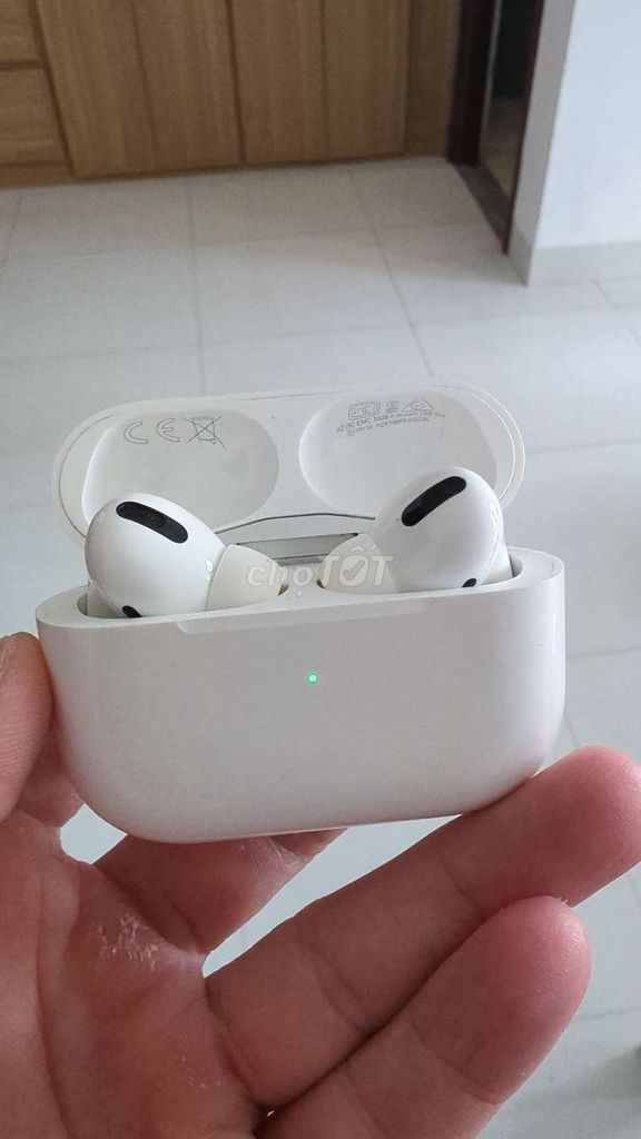 Apple AirPods Pro 1 Trắng. Mua bán Tivi, Âm thanh tại Quận Ngũ Hành Sơn Đà Nẵng được đăng bởi Yasin K hình 1