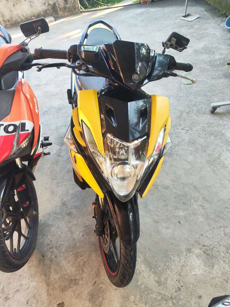 Yamaha Nouvo 5 FI 2013 Новое черное золото на диджее