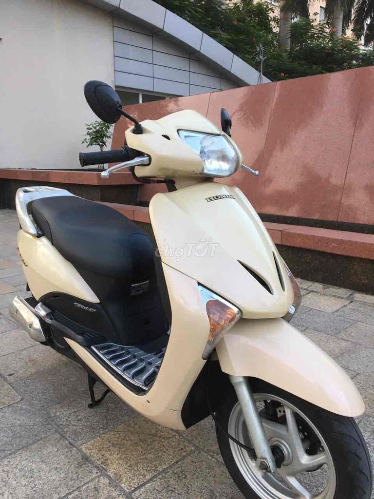 Honda Lead 110 dky 2017 mới 97% nilong cả xe. Mua bán Xe máy tại Quận Bắc Từ Liêm Hà Nội được đăng bởi Phương Uyên hình 3