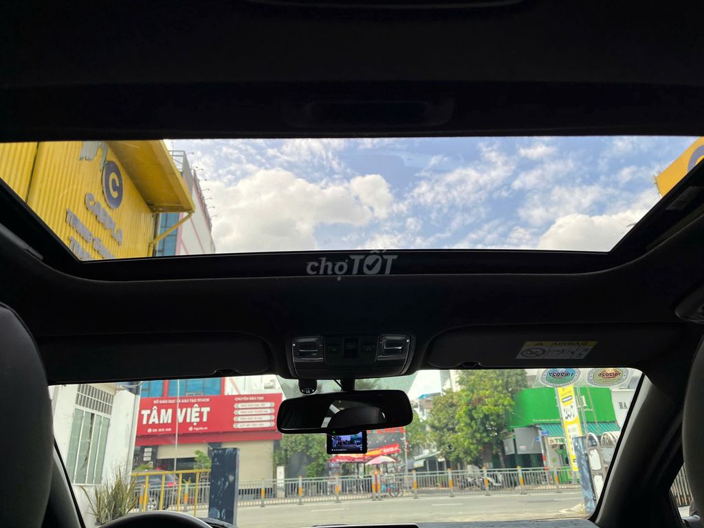 KIA K3 2.0 PREMIUM 2024 GIA ĐÌNH LƯỚT ĐẸP VAY 75%. Mua bán Ô tô tại Quận 5 Tp Hồ Chí Minh được đăng bởi Hiếu hình 14