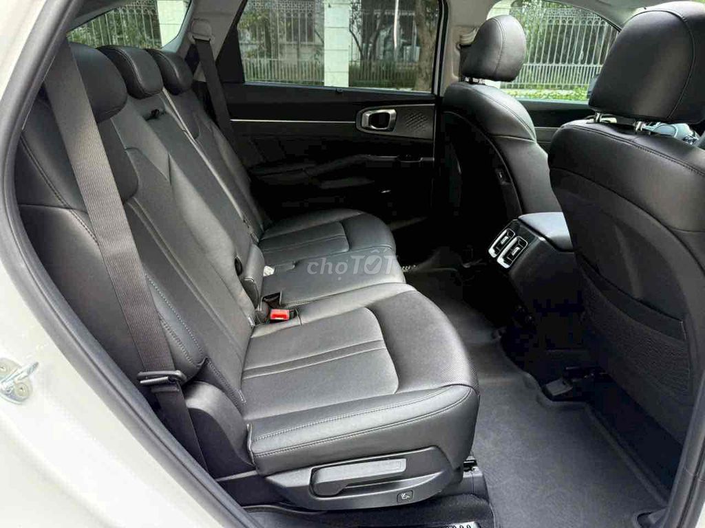 Kia Sorento 2022 Signature 2.5 AT AWD - 40000 km. Mua bán Ô tô tại Quận Long Biên Hà Nội được đăng bởi Bùi Đình Thông hình 12