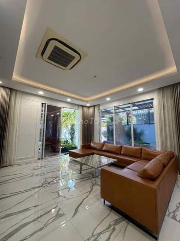 Villa thiết kế hiện đại phường Thảo Điền, Quận 2, để ở hoặc văn phòng