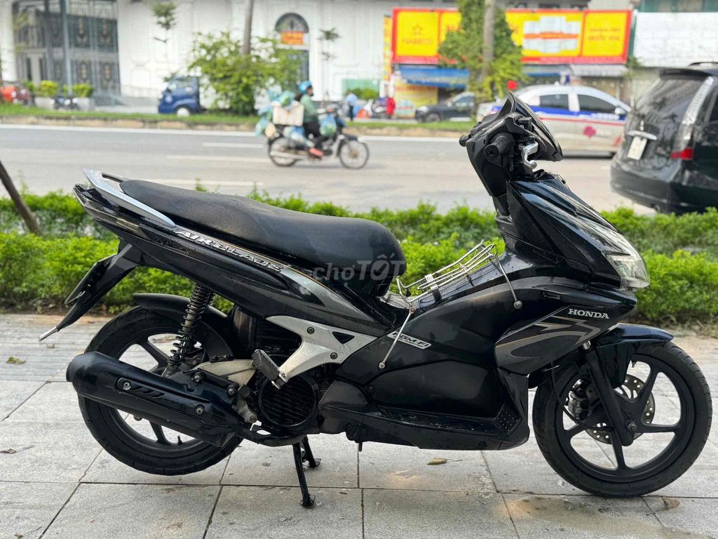 HONDA AIR BLADE 2012 đen chạy êm. Mua bán Xe máy tại Quận Nam Từ Liêm Hà Nội được đăng bởi Minh Minh hình 6