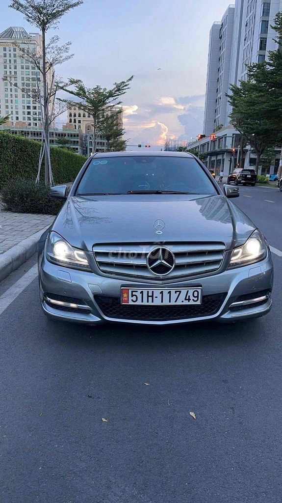 Mercedes Benz C Class 2012 C200 - 780000 km. Mua bán Ô tô tại Quận 7 Tp Hồ Chí Minh được đăng bởi Bảo Anh hình 4