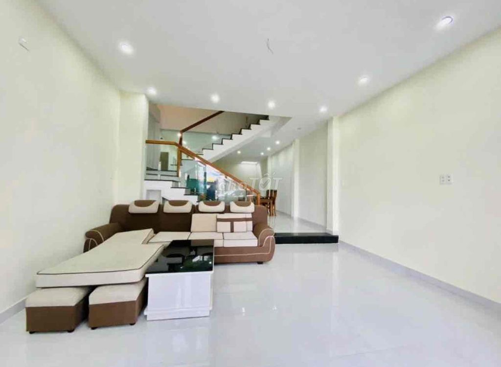 Аренда · 5 комн. · 80 м² · Quận Sơn Trà, ул. Đường Phan Huy Chú