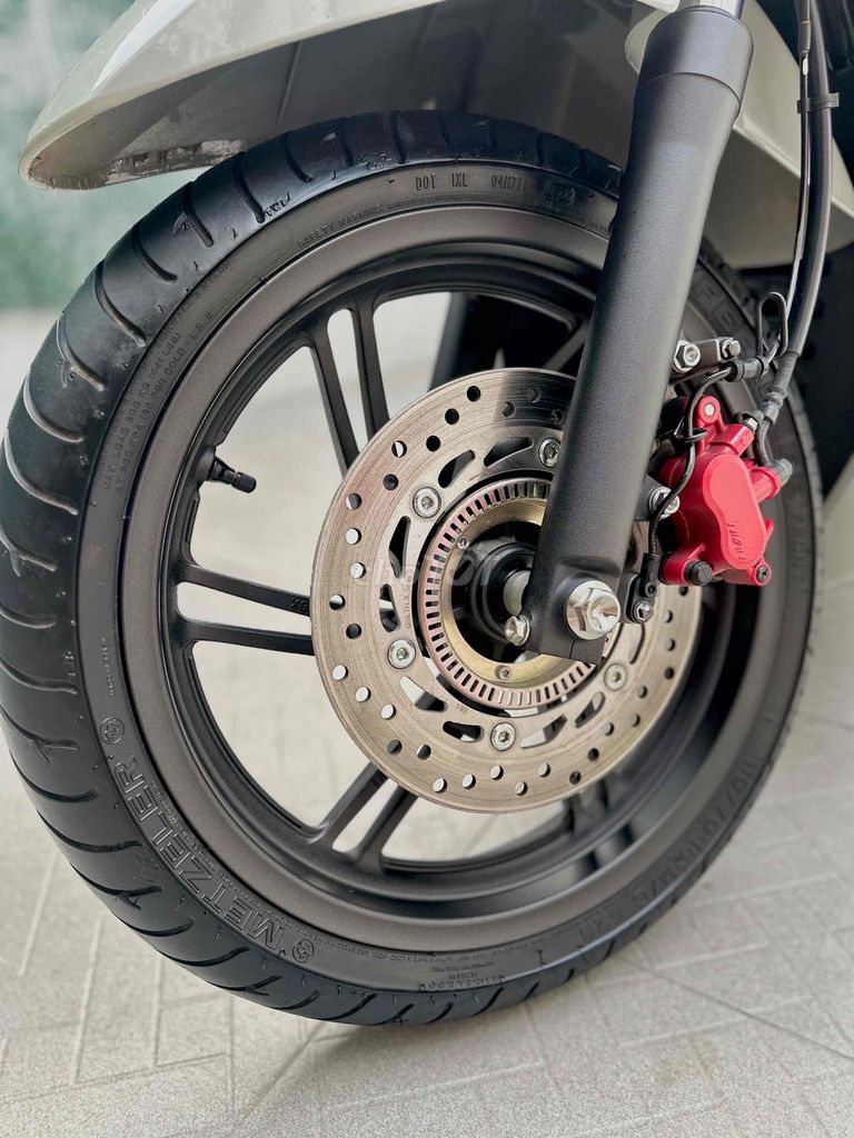 Cần bán SH350 2023 Đăng ký 2025 một chủ sử dụng. Mua bán Xe máy tại Quận 7 Tp Hồ Chí Minh được đăng bởi Quốc Cường  hình 7