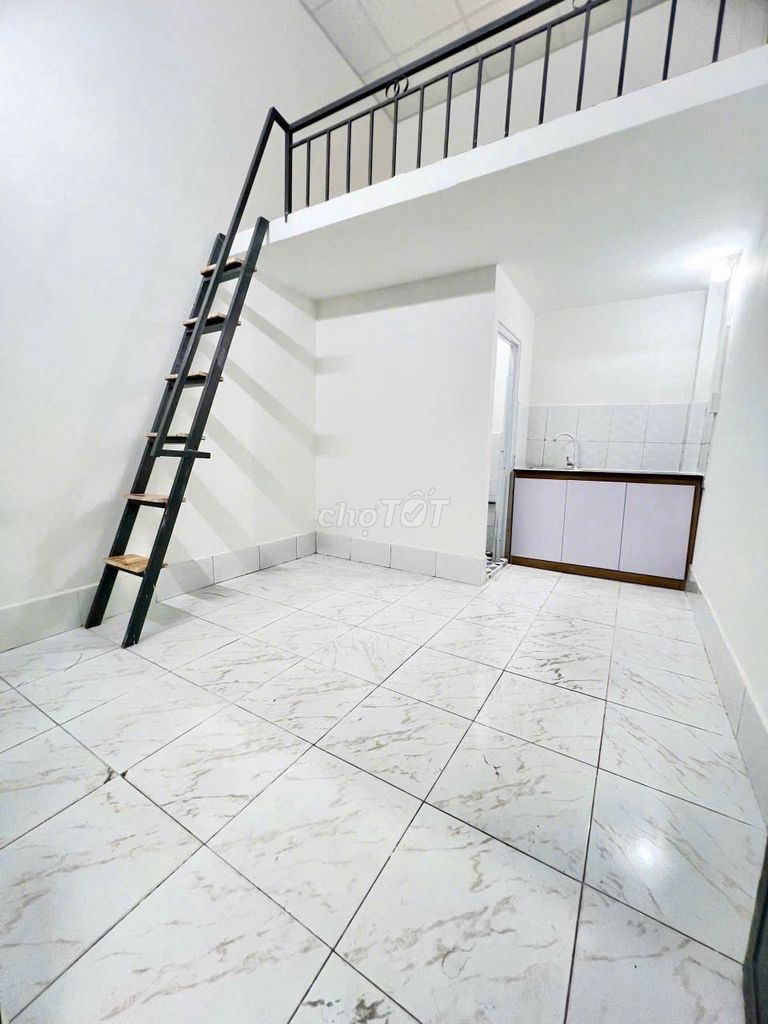 DÃY MỚI XÂY MÁY LẠNH - GẦN ĐH KINH TẾ KỸ THUẬT BÌNH DƯƠNG 