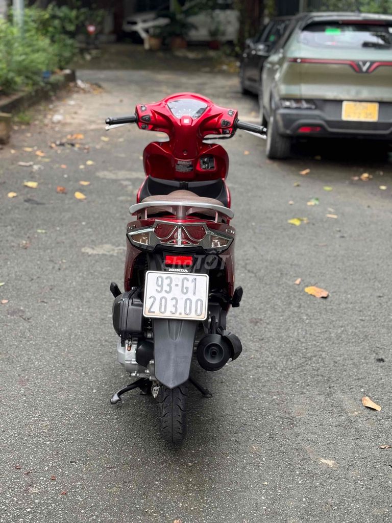 honda vison đỏ tươi xe đẹp máy êm 9 chủ ký bán. Mua bán Xe máy tại Quận Gò Vấp Tp Hồ Chí Minh được đăng bởi CHXM 86 chuyên bán xe trả góp hình 9