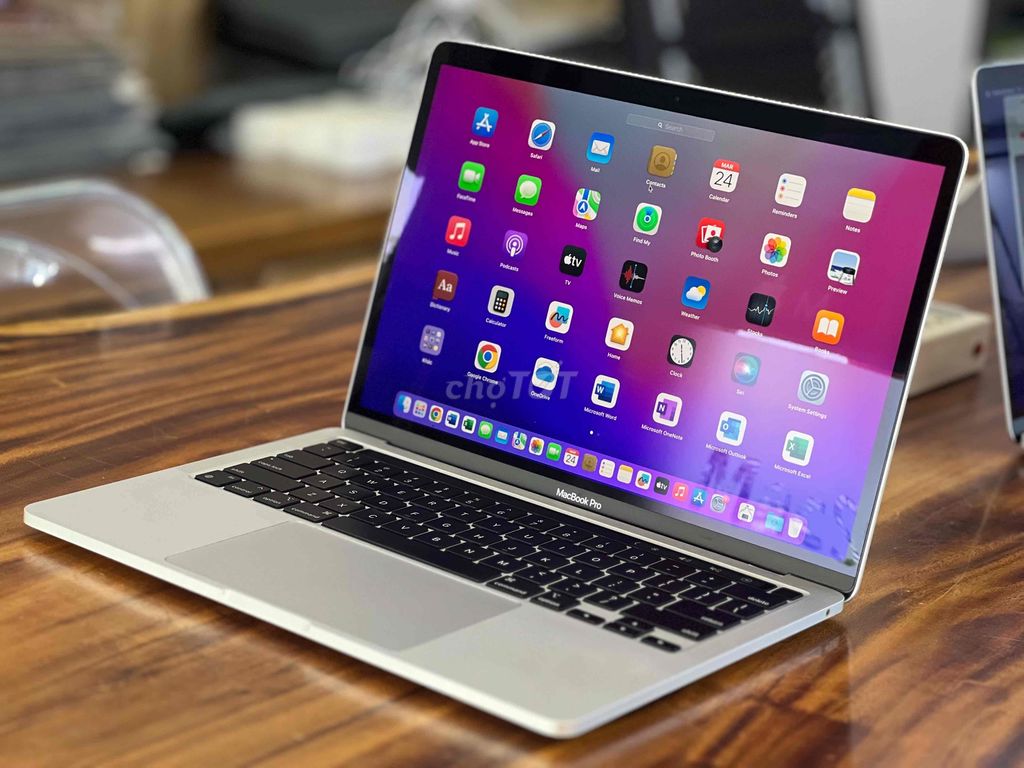 ✅SaleOff: MacBook Pro M1 16G 512G - Trả Góp CCCD !