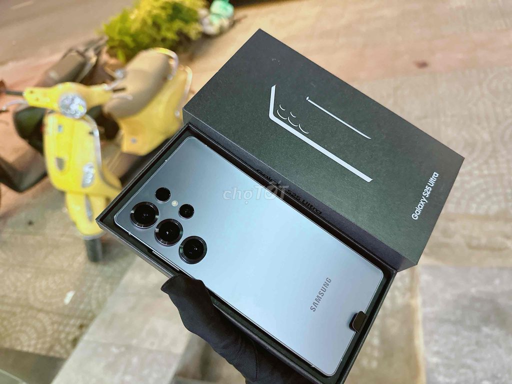Samsung S25 Ultra 256G Việt Nam new 100% open box. Mua bán Điện thoại tại Quận Hải Châu Đà Nẵng được đăng bởi Hoàng Anh Tuấn hình 1
