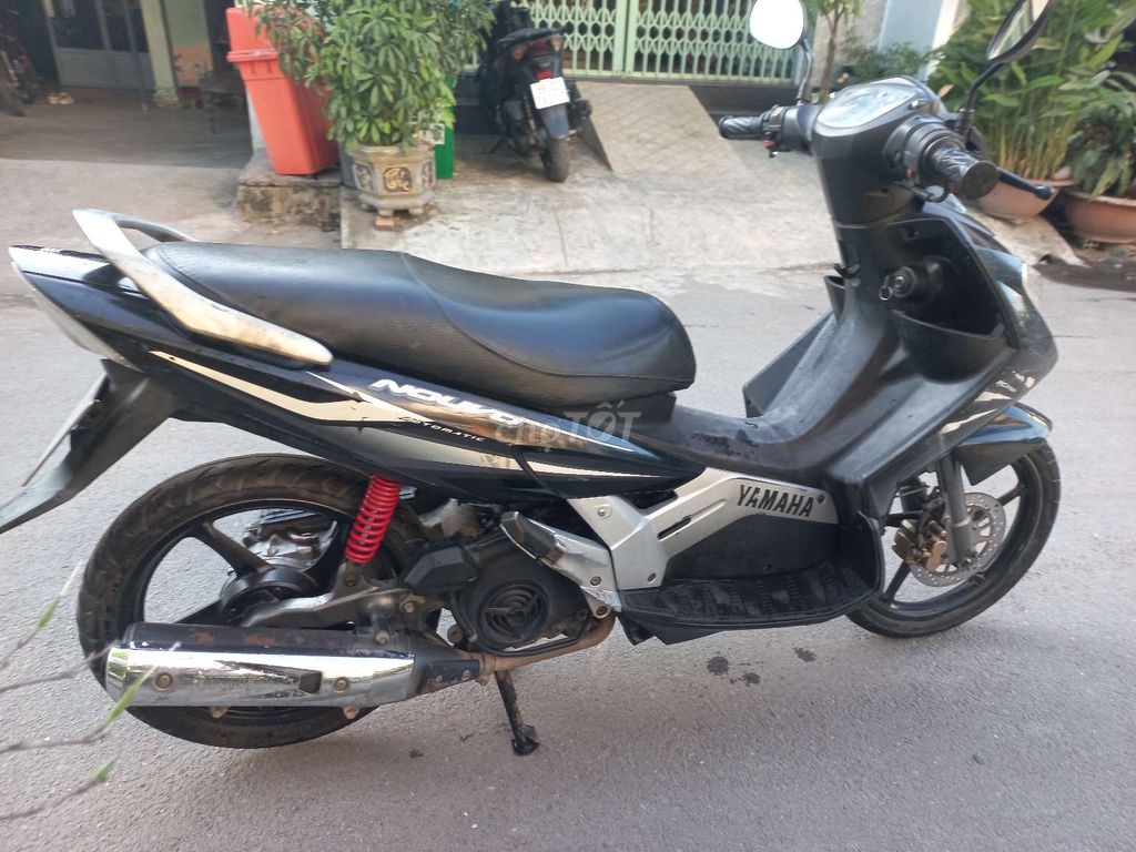 Yamaha Nouvo 3 Đen Tự động. Mua bán Xe máy tại Huyện Bình Chánh Tp Hồ Chí Minh được đăng bởi phan phương hình 4