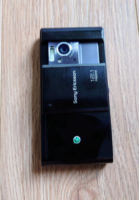 Sony Ericsson Satio, C902
