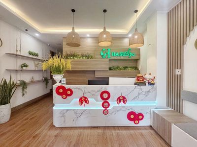 Tuyển Nhân Viên Spa Quận 10