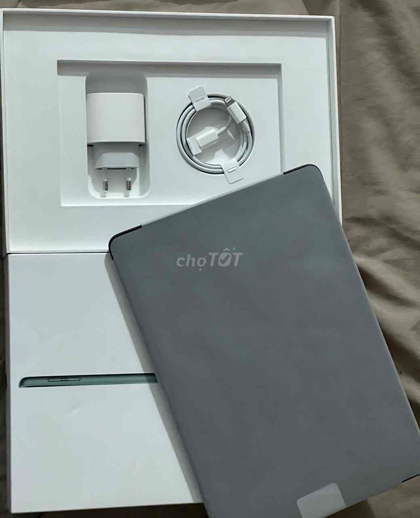 iPad Gen 9 Mới Chính hãng chưa Active. Mua bán Máy tính bảng tại Quận Đống Đa Hà Nội được đăng bởi Tuấn Anh hình 1