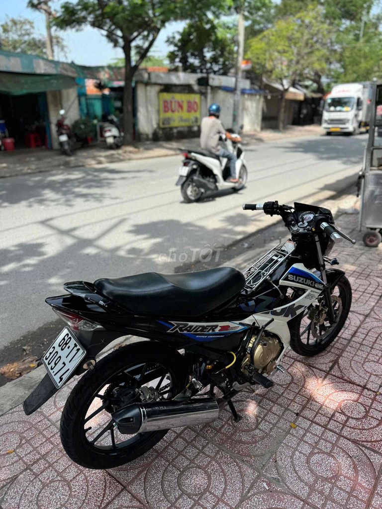 Suzuki Raider 2016 zin mộc chính chủ biển số 68. Mua bán Xe máy tại Huyện Bình Chánh Tp Hồ Chí Minh được đăng bởi Phong Vũ hình 7
