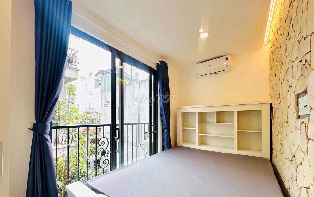 Cho thuê căn hộ dịch vụ có thang máy Full nội thất đường Lê Văn Sỹ Q3