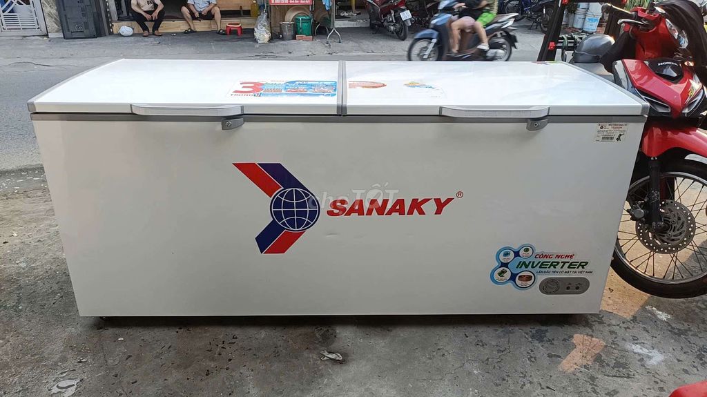 Tủ đông suốt Sanaky 761lit inverter zin 100% mới