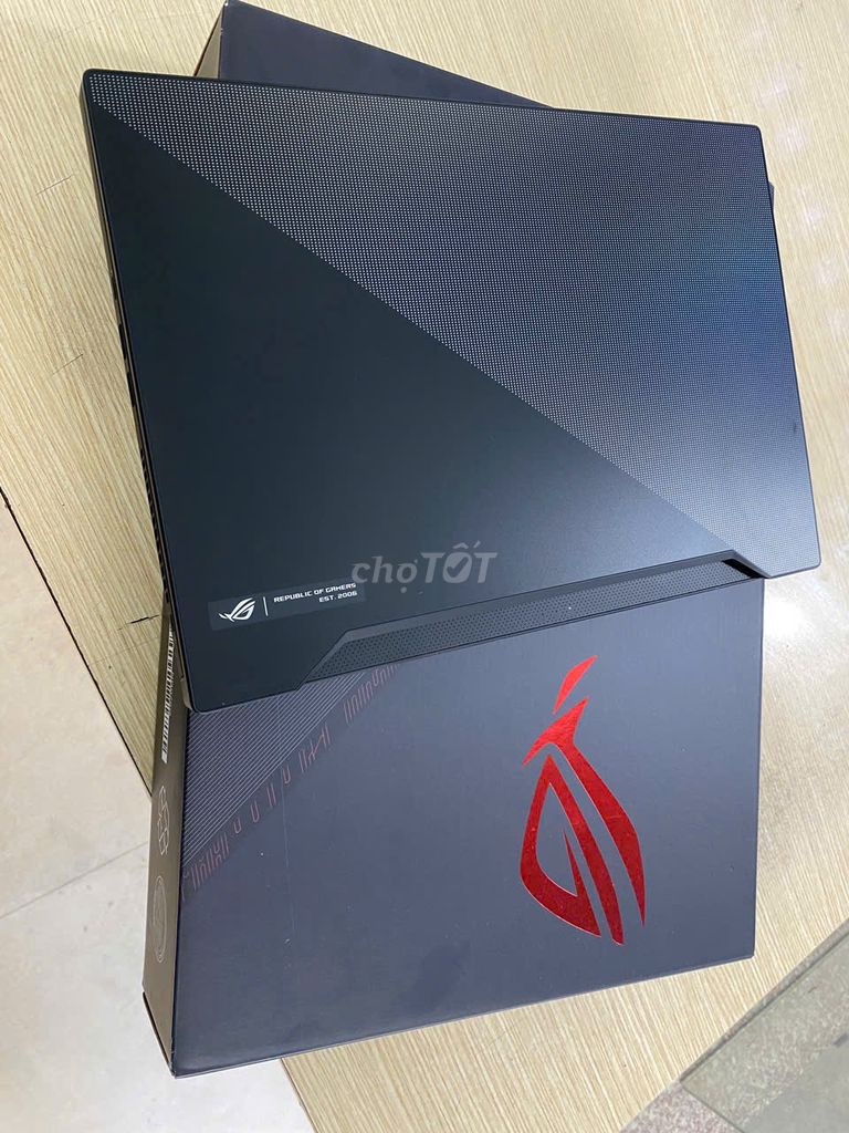 Asus ROG RephyRus M15 Keng Full Box i7 / RTX2060