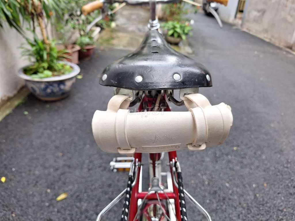 Peugoet nam đỏ đun đời 1972 zin 100%.. Mua bán Xe đạp tại Quận Tây Hồ Hà Nội được đăng bởi Nguyễn Tuấn Long hình 10