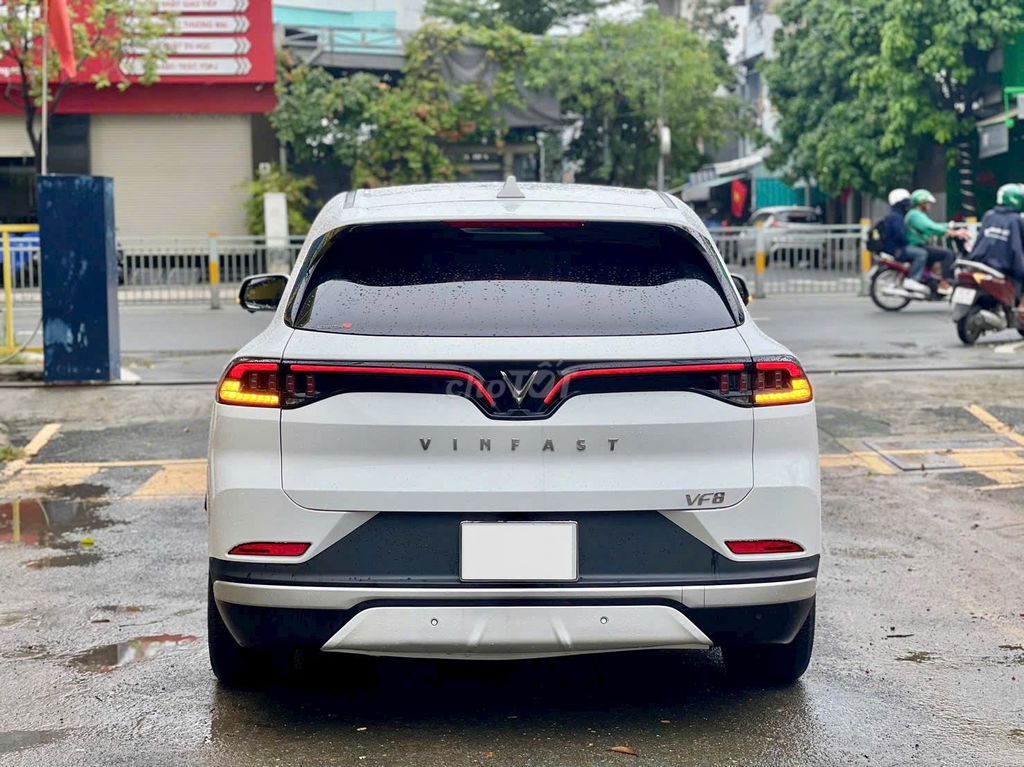 Vinfast  VF8 Eco 2022 Pin mua SDI. Mua bán Ô tô tại Quận Tân Phú Tp Hồ Chí Minh được đăng bởi Nguyễn Tân Xe Lướt  hình 3