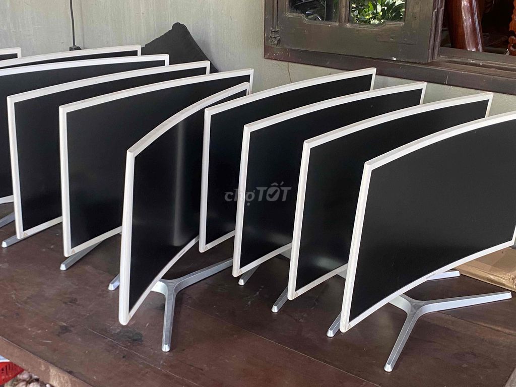 Màn hình máy tính cong 27 inch. Mua bán Phụ kiện (Màn hình, Chuột...) tại Thành Phố Đồng Hới Quảng Bình được đăng bởi Minh Đức hình 1