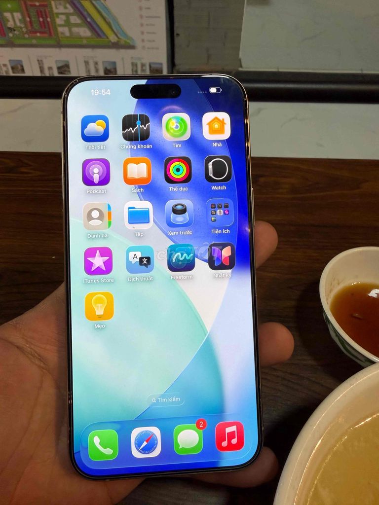Apple iPhone 15 Pro Max 512GB Vàng Đã sử dụng. Mua bán Điện thoại tại Thị xã Tân Uyên Bình Dương được đăng bởi trần quốc đặng hình 1