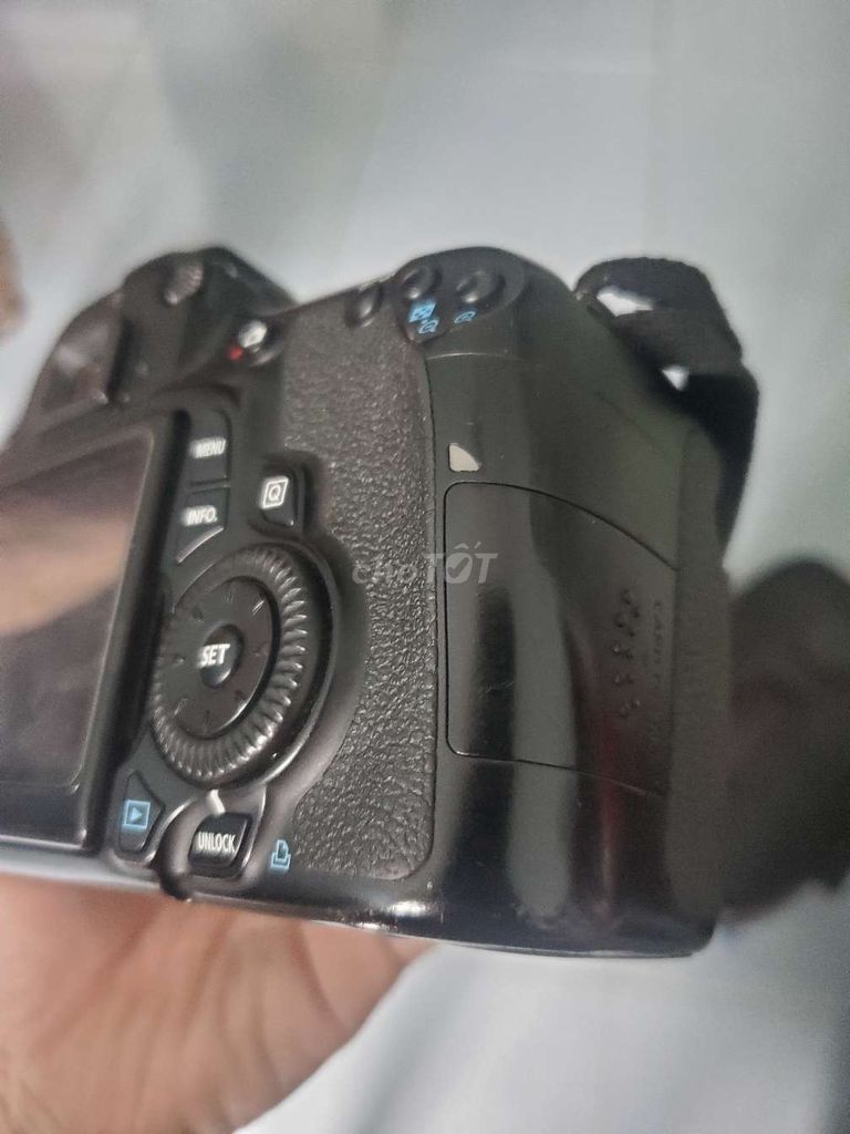 Máy ảnh Canon 60D Đen Đã sử dụng. Mua bán Máy ảnh, Máy quay tại Thành phố Huế Thừa Thiên Huế được đăng bởi huynh cong hình 1